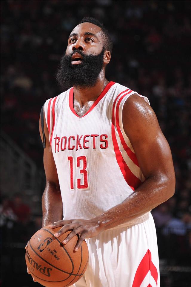 Rookie焦点对战，哈登与50激战老鹰分钟，锐不可当胜负难料！的简单介绍